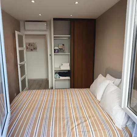Apartment 2 Et Salon
