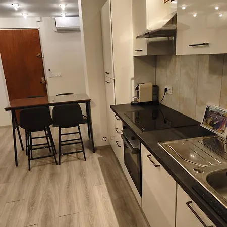 Apartment 2 Et Salon